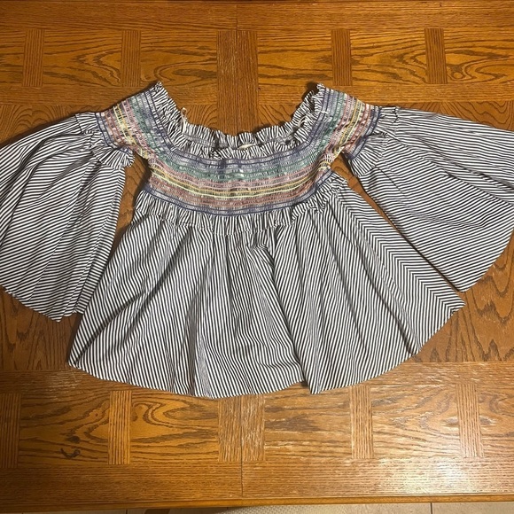 PETERSYN Davenport Smocked Off The Shoulder Striped Smocked Top M Bell Sleeves - Picture 3 of 16
